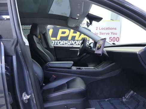 Used 2023 Tesla Model Y Long Range AWD/4WD image 7