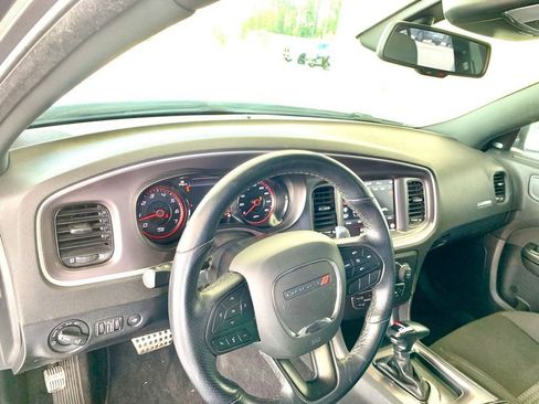 Used 2022 Dodge Charger R/T w/ Blacktop Package image 13