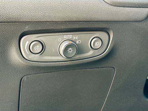 Used 2023 Buick Encore GX Preferred image 16