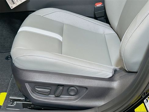 New 2026 Toyota Camry SE image 19