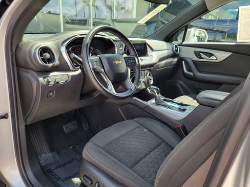 Used 2020 Chevrolet Blazer LT image 9