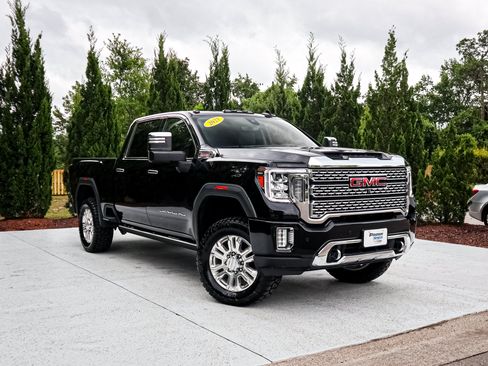 Used 2021 GMC Sierra 2500 Denali w/ Denali Ultimate Package AWD/4WD image 2