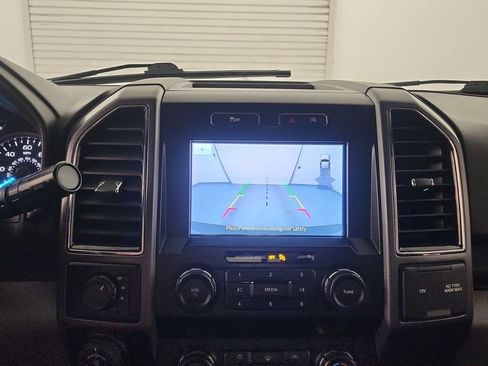 Used 2019 Ford F150 XLT w/ Equipment Group 302A Luxury AWD/4WD image 25