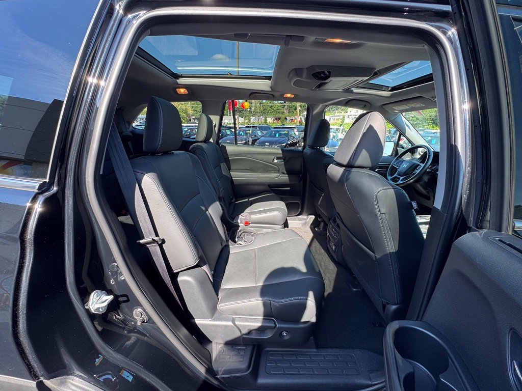 Used 2021 Honda Pilot Elite image 27