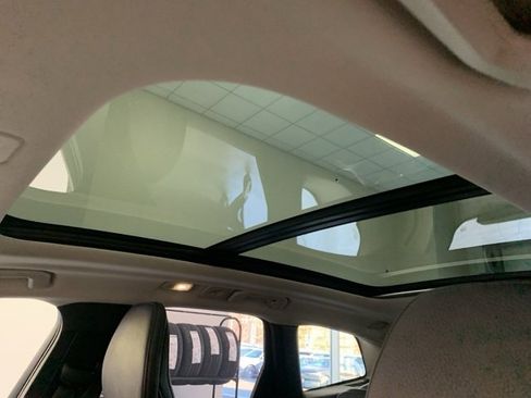 Certified 2025 Volvo XC60 B5 Plus image 16