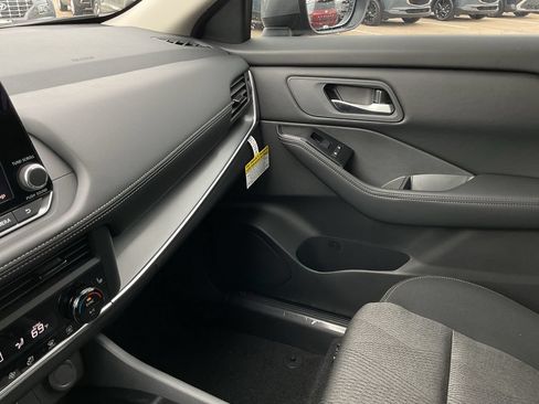 New 2026 Nissan Rogue SV w/ Cold Weather Package FWD image 35