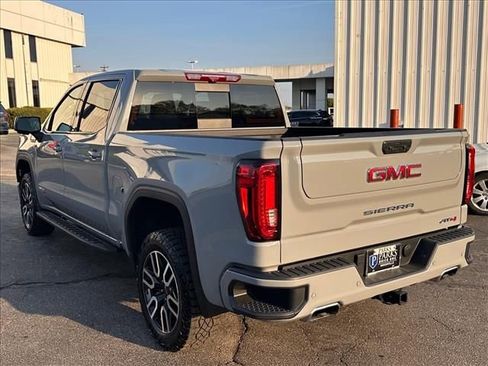 Certified 2024 GMC Sierra 1500 AT4 w/ Technology Package AWD/4WD image 8