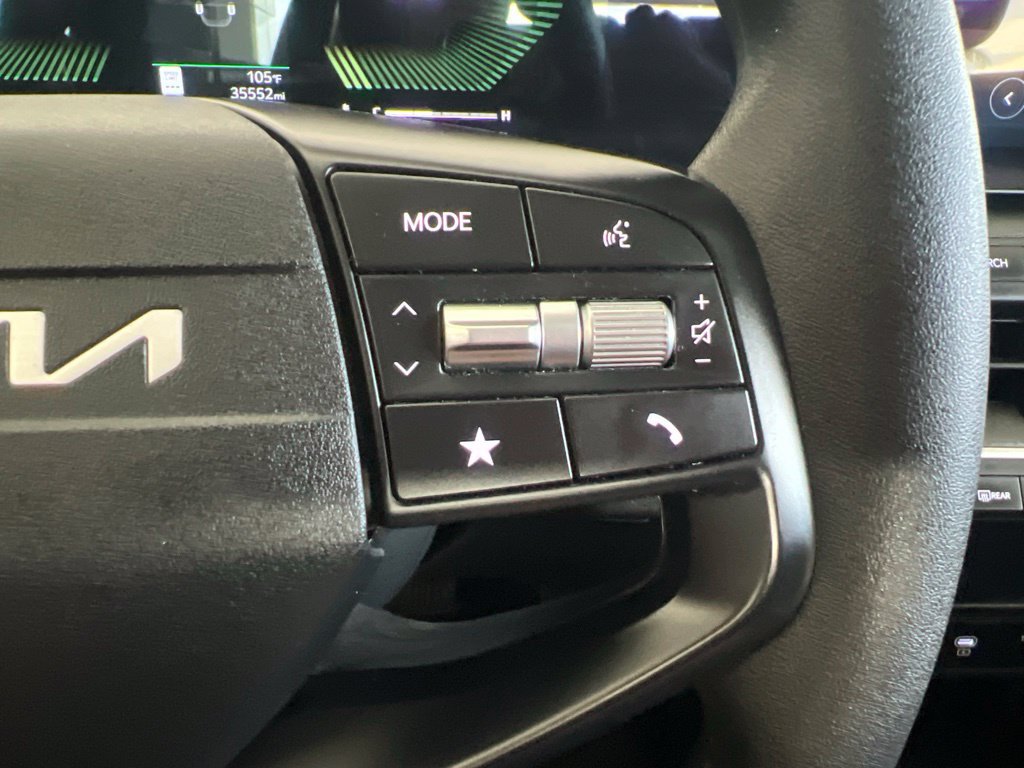 Used 2025 Kia K4 FWD image 34