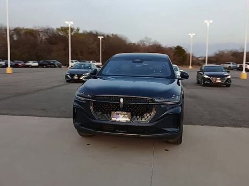 Used 2024 Lincoln Nautilus Premier w/ Jet Appearance Package image 3