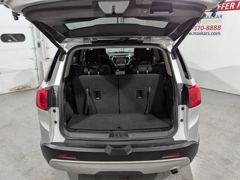 Used 2018 GMC Acadia SLE image 27