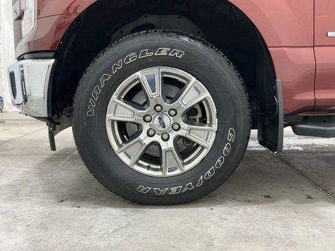 Used 2017 Ford F150 XLT w/ Equipment Group 301A Mid image 8