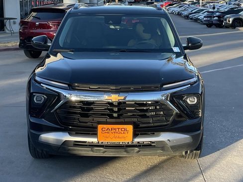 Used 2025 Chevrolet TrailBlazer LT image 7