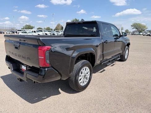 Used 2025 Toyota Tacoma SR5 AWD/4WD image 6