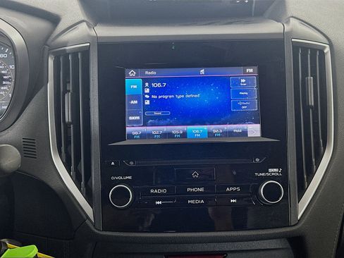 Used 2019 Subaru Crosstrek 2.0i Premium image 21