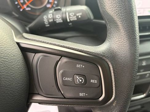 Used 2024 Jeep Wrangler Sport AWD/4WD image 16