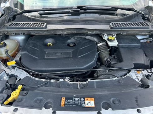 Used 2019 Ford Escape Titanium image 48