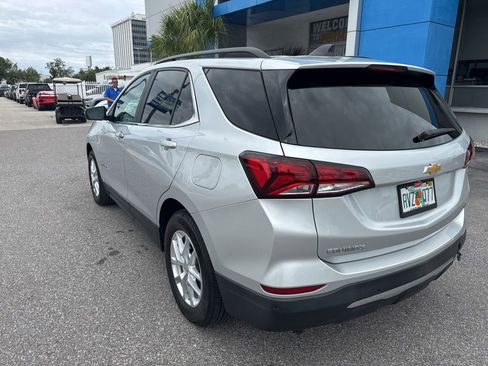 Used 2022 Chevrolet Equinox LT FWD image 12
