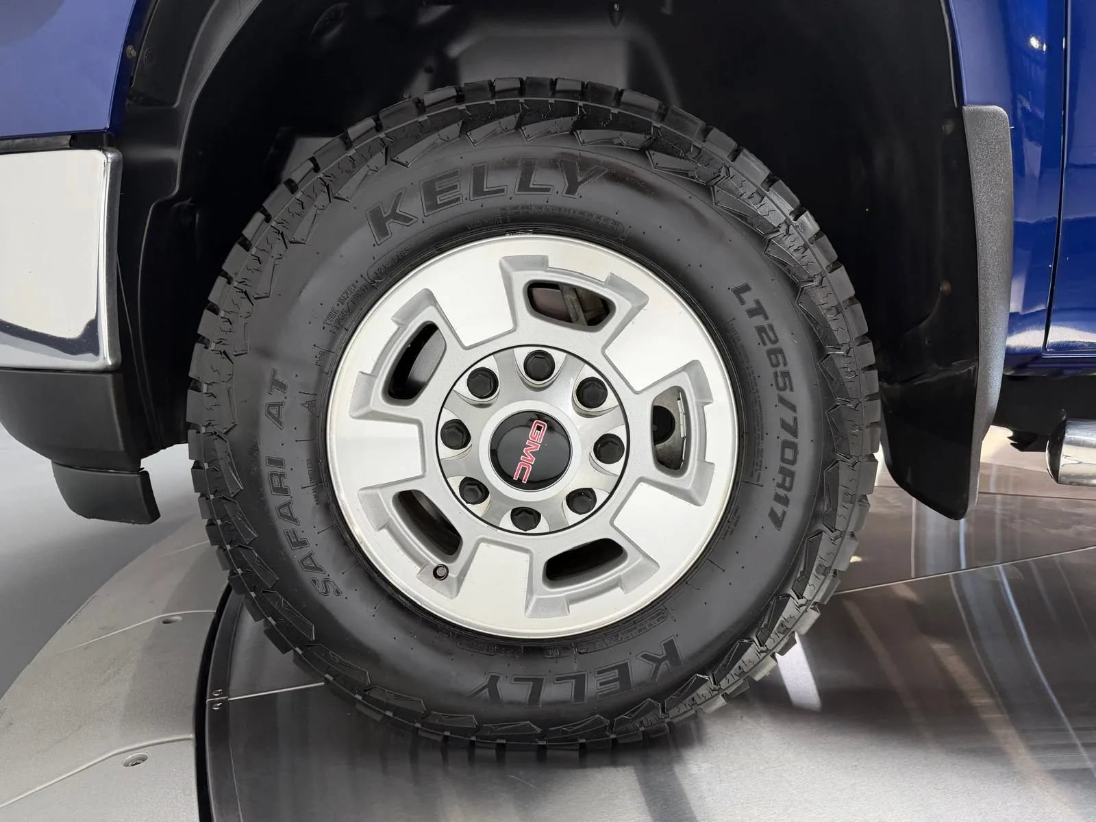 Used 2013 GMC Sierra 2500 SLE w/ SLE Preferred Package AWD/4WD image 7