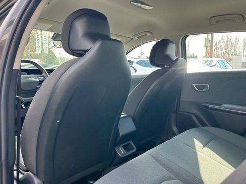 Certified 2025 Kia K4 FWD image 11
