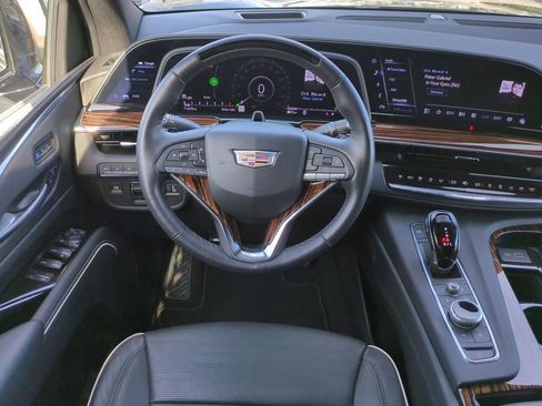 Certified 2024 Cadillac Escalade ESV Premium Luxury w/ Performance Package image 22