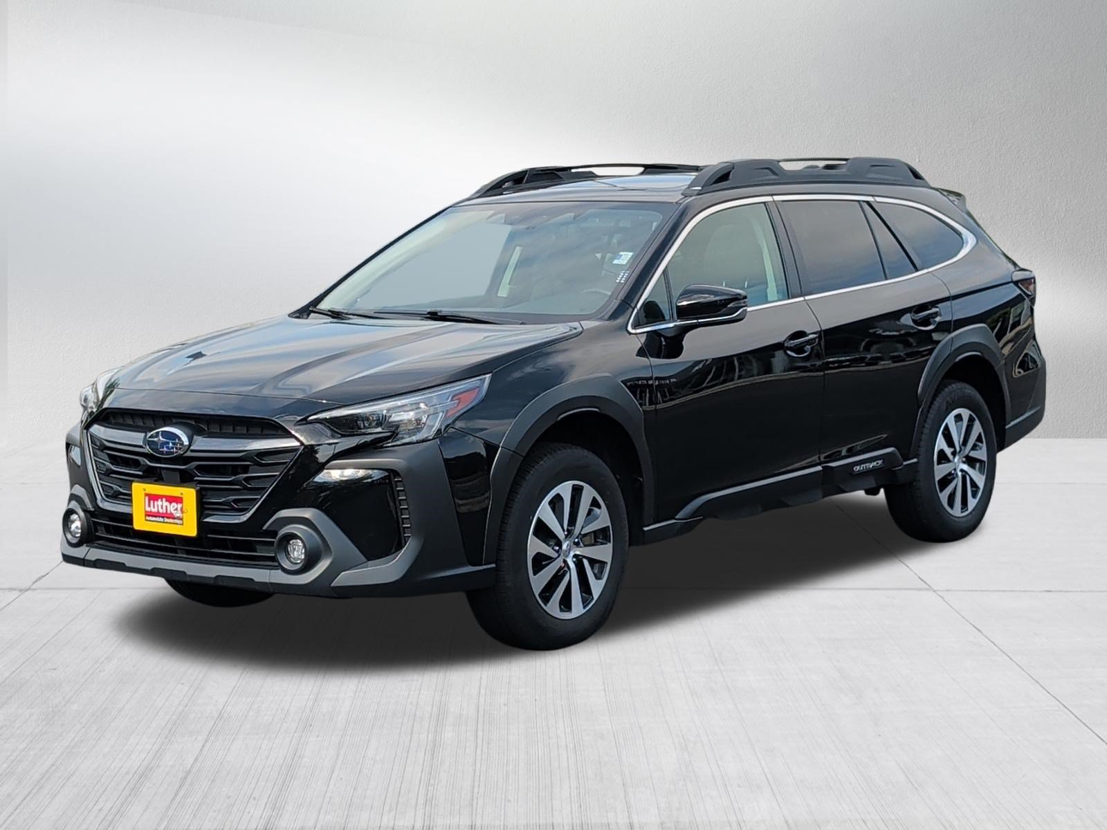 Used 2024 Subaru Outback Premium AWD/4WD image 3