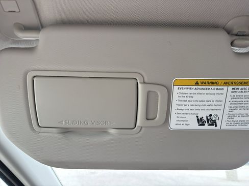 Certified 2025 Nissan Rogue SV AWD/4WD image 26