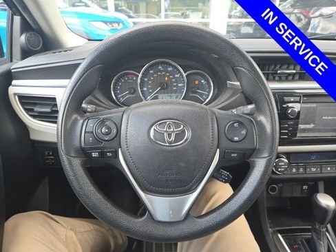 Used 2016 Toyota Corolla LE FWD image 4