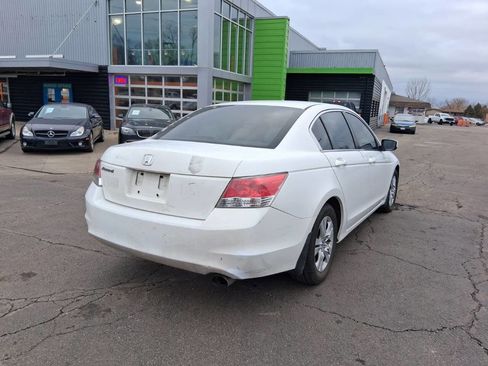 Used 2010 Honda Accord LX-P image 6