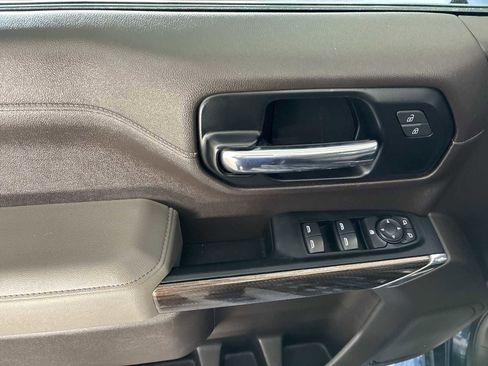 Used 2022 Chevrolet Silverado 1500 LT image 15