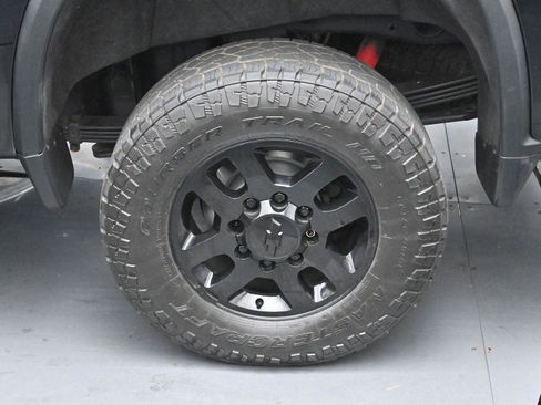 Used 2021 Chevrolet Silverado 2500 High Country w/ Technology Package image 33