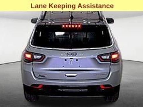 Used 2022 Jeep Compass Limited w/ Elite Group image 7