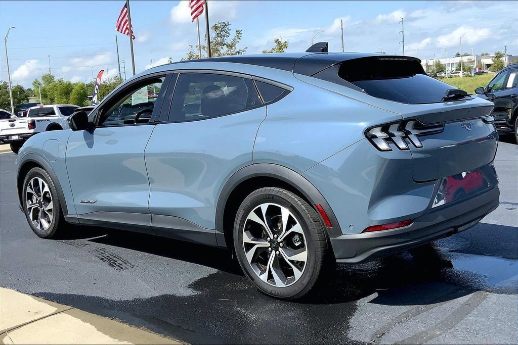 Used 2024 Ford Mustang Mach-E Select AWD/4WD image 2