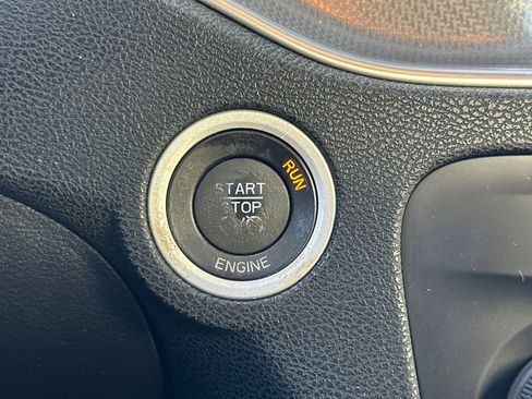 Used 2012 Dodge Charger R/T image 31