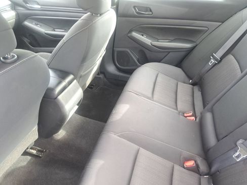 Used 2025 Nissan Altima 2.5 SV image 22