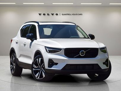 Used 2025 Volvo XC40 B5 Plus w/ Protection Package Premier