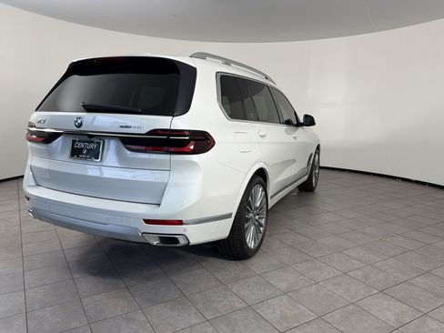 Used 2027 BMW X7 xDrive40i AWD/4WD image 9