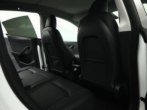 Used 2021 Tesla Model Y Long Range AWD/4WD image 50
