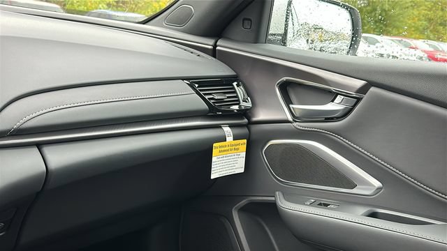Certified 2025 Acura RDX SH-AWD image 25