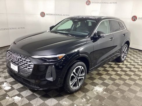 New 2025 Audi Q5 2.0T Premium Plus image 1