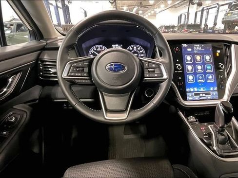 Used 2025 Subaru Outback Premium AWD/4WD image 5
