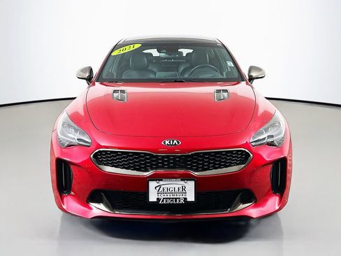 Used 2021 Kia Stinger GT2 RWD image 2