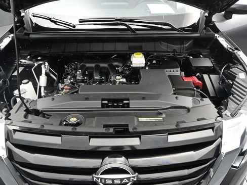 Used 2025 Nissan Pathfinder Platinum w/ Cargo Package FWD image 19