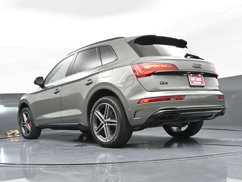 Used 2024 Audi Q5 e Premium Plus w/ Premium Plus Package image 36
