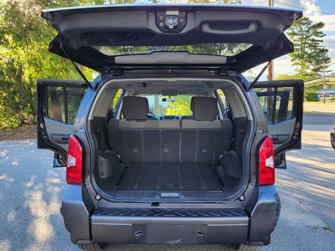 Used 2014 Nissan Xterra S image 32