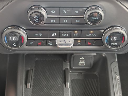 New 2026 Ford Bronco Outer Banks AWD/4WD image 20
