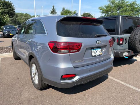 Used 2019 Kia Sorento FWD w/ Option Group 020 image 5