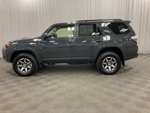 Used 2024 Toyota 4Runner TRD Off-Road image 8