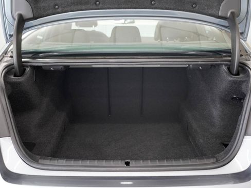 Used 2021 BMW 530i w/ Premium Package RWD image 42