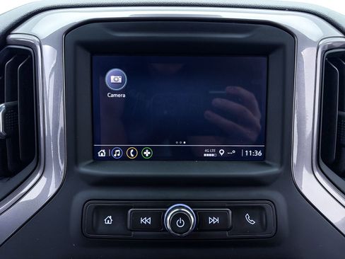 Used 2023 Chevrolet Silverado 1500 Custom image 23