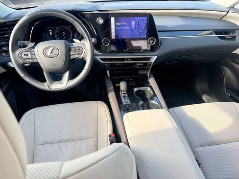 Used 2024 Lexus RX 350 FWD w/ Technology Package image 24